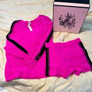 Victoria’s Secret Cashmere Fuchsia Ribbed Lounge Set with Black Trim